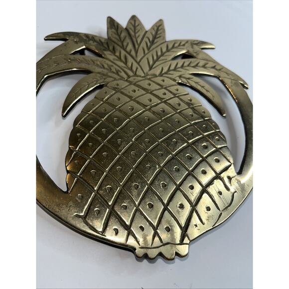 Brass Vintage Pineapple Trivet Kitchen Dining Retro Tropical Hot Pan - Picture 2 of 6